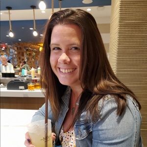 Meet your Posher, Deanna